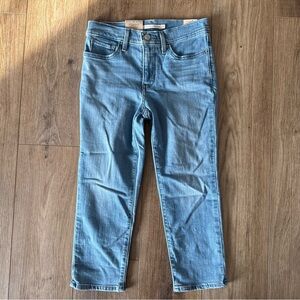 Levi's Light Blue Skinny Capri Jeans